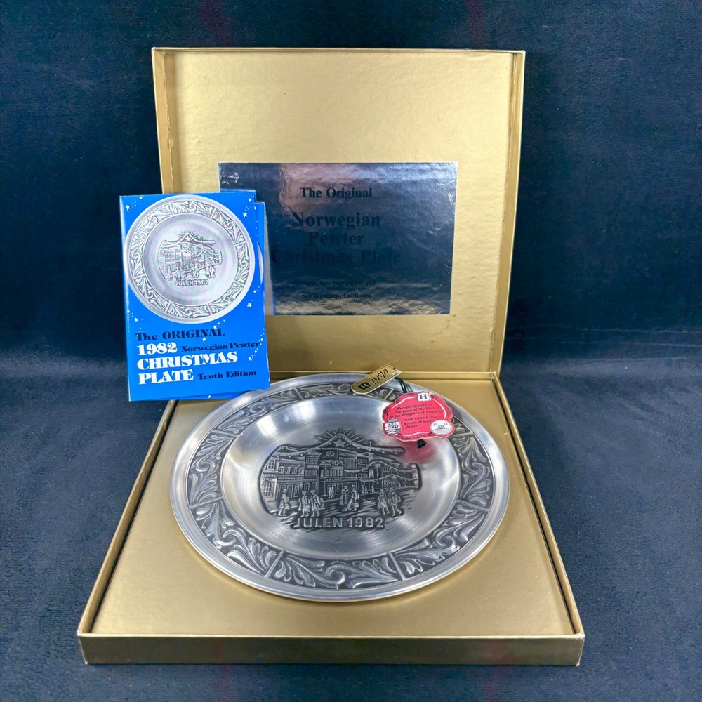 A. Holthe Norway Pewter Plate Julen 1982 Christmas‎ Plate 10th Edition Tags Box